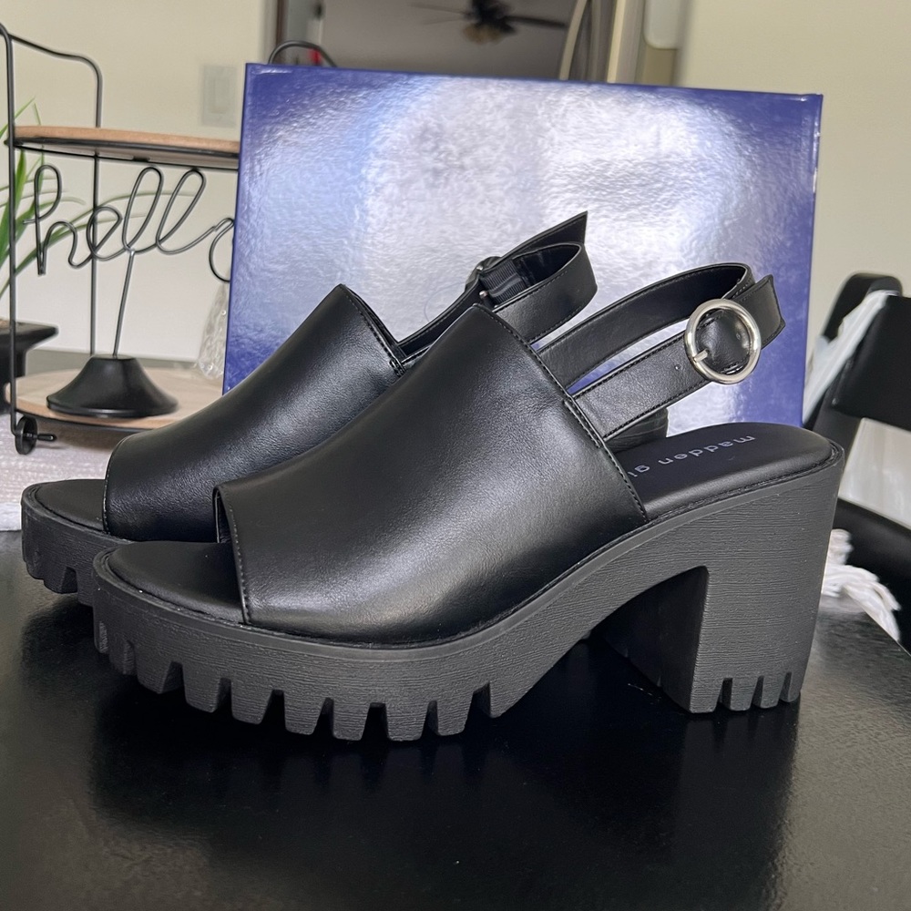 - NWOT Madden Girl Sonny Black Chunky Sandals Lug Sole Platform Heels